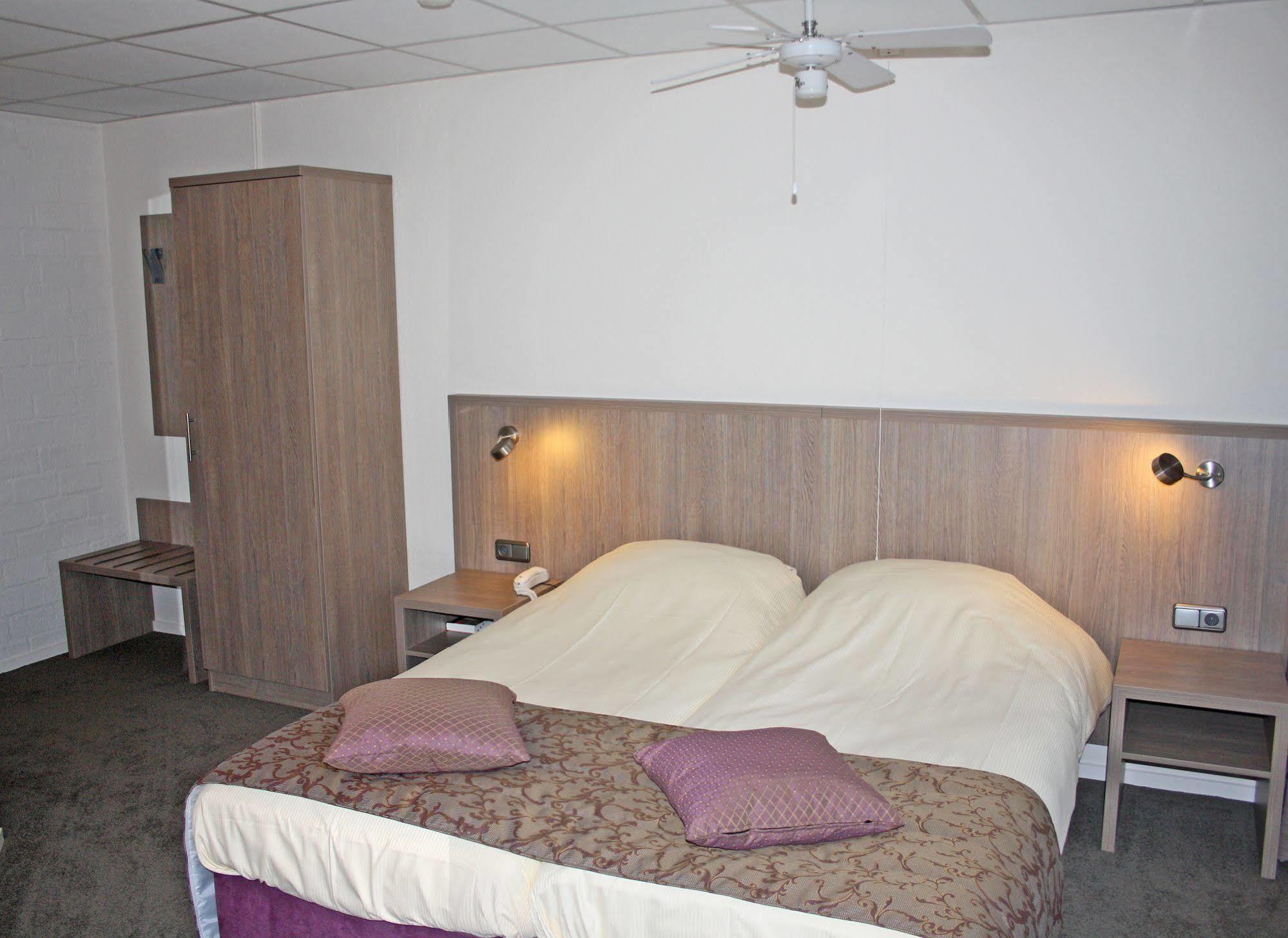 Eurohotel Leeuwarden Extérieur photo