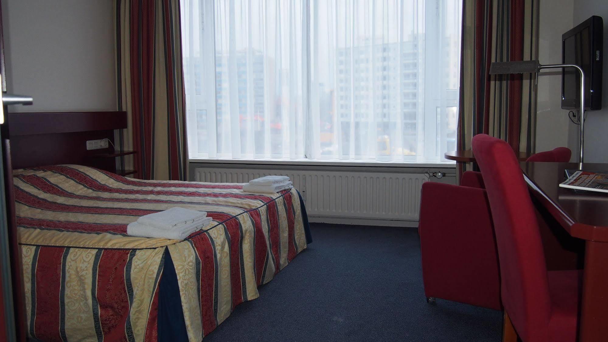 Eurohotel Leeuwarden Extérieur photo